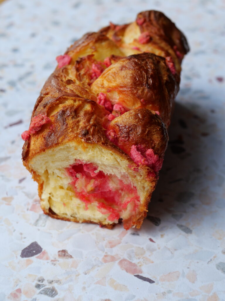 brioche feuilletée aux pralines roses