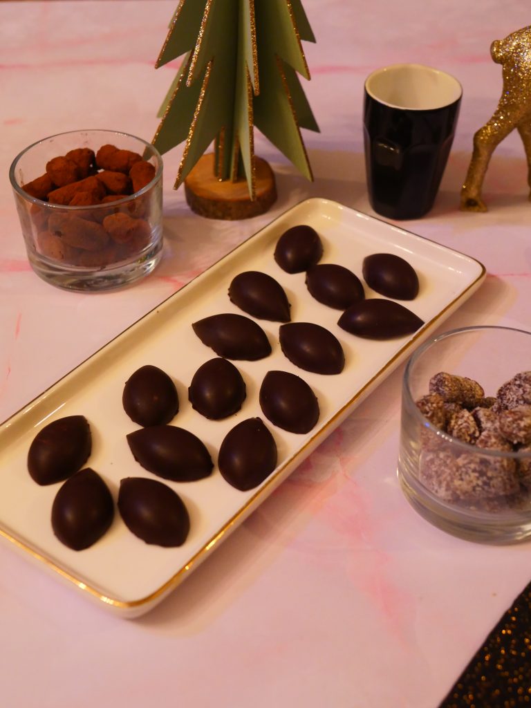 bonbons chocolat caramel de noisettes et truffes passion